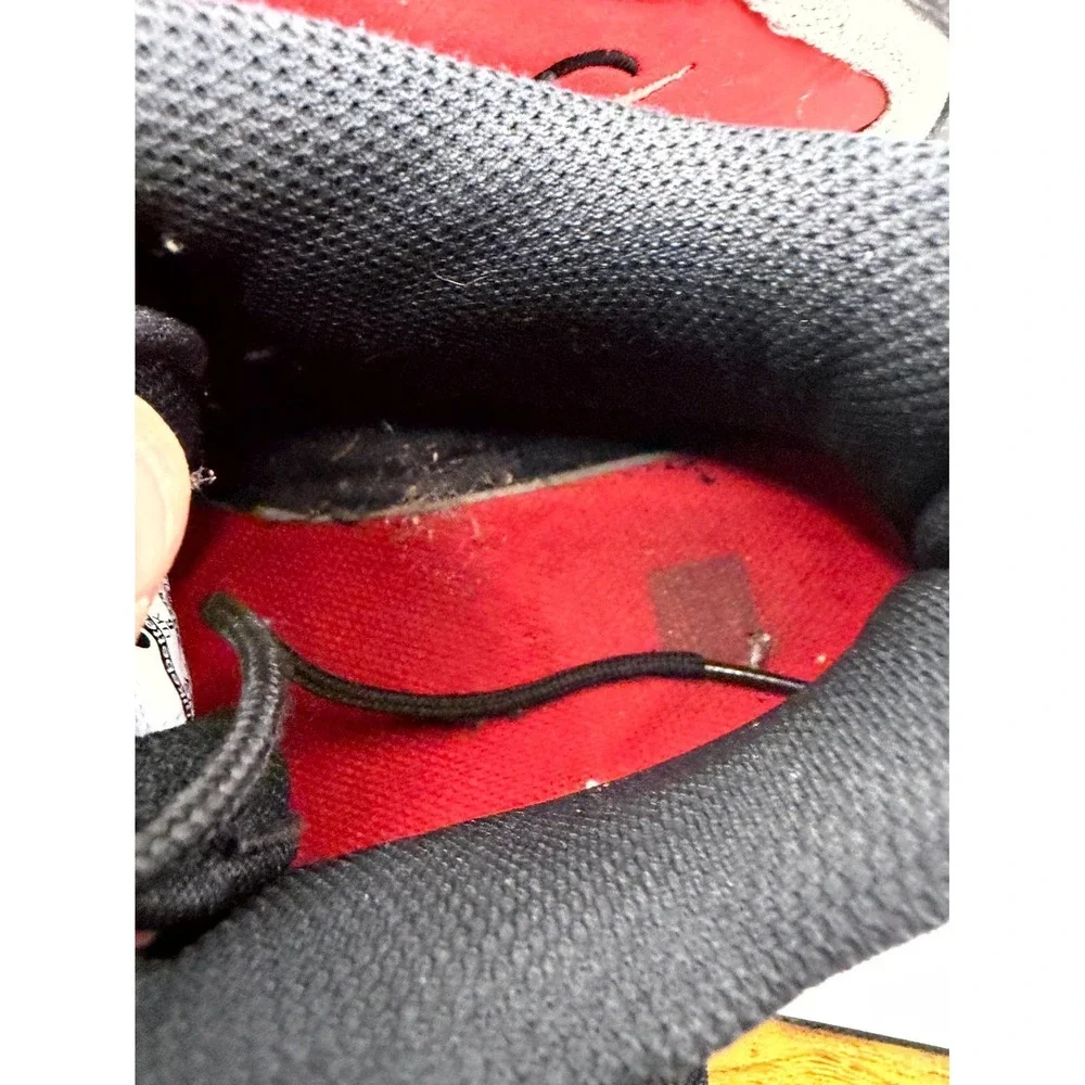 Nike Air Zoom Turf 643230-600 Boys 7 Sneaker Fire Red Black‎ Nubuck Racing Shoes